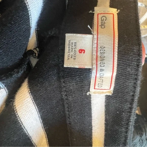 GAP bundle of 2 pairs of shorts - Picture 5 of 7